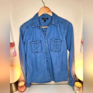 EXPRESS Women's Denim Button Down Shirt Size XS